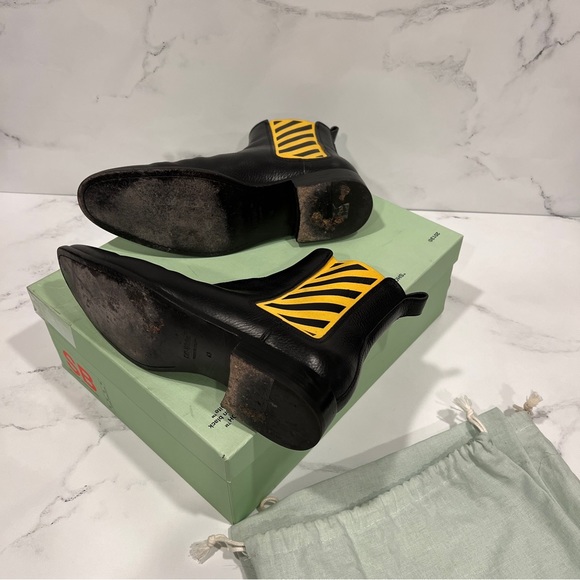OFF WHITE Men’s Striped-Gore Leather Chelsea Boot - Picture 4 of 6